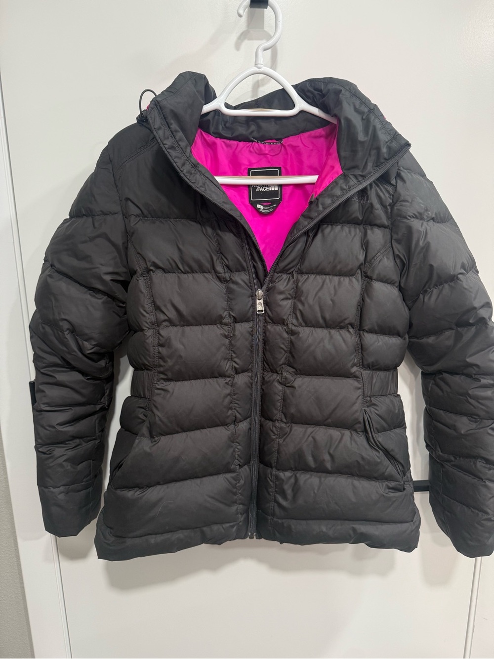 The North Face Women’s Black Hooded Down Puffer Jacket Coat Full Zip Pockets L/G